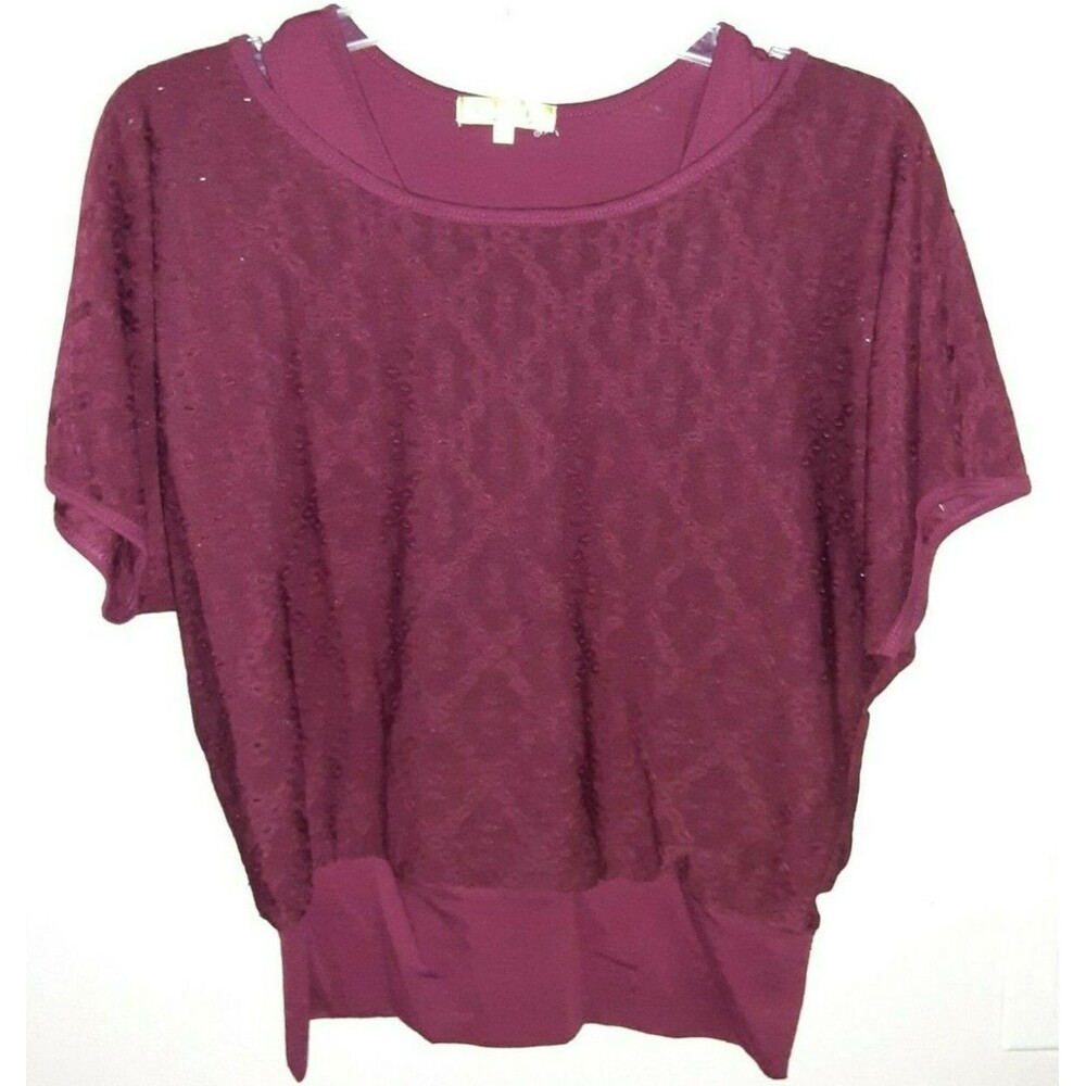 Level Up Burgundy Casual Underline Tank Short Sleeve Shirt Women Size Medium